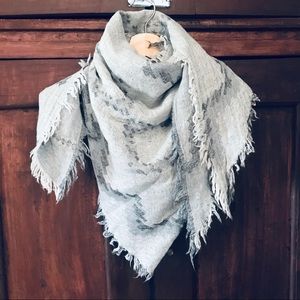 Wilfred Diamond Mosaic Triangle Scarf